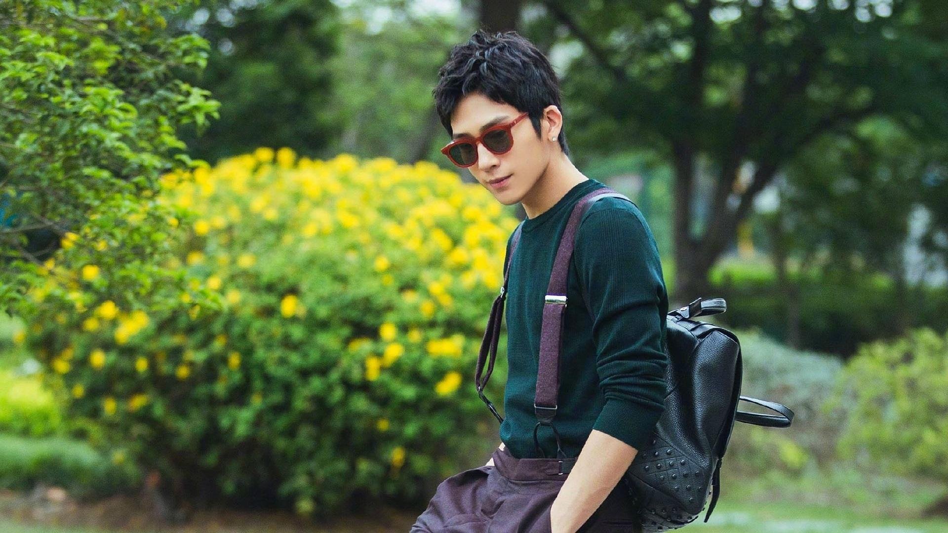 德甲劲爆瞬间:节奏紧凑,精彩不断!,德甲经典比赛