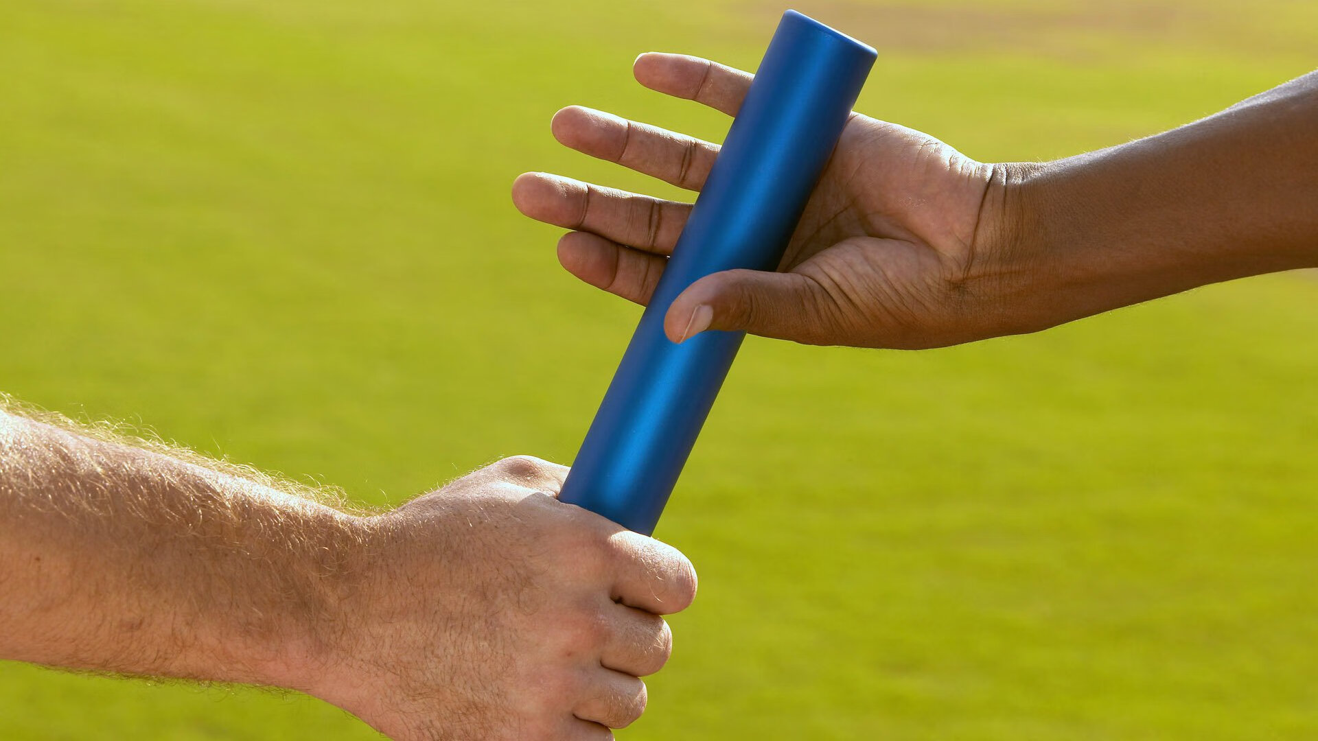 爱游戏官网首页-俱乐部举办足球嘉年华扩大青少年参与度与影响力，足球嘉年华策划方案